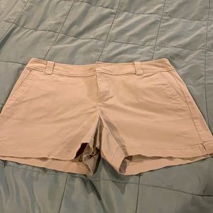 New York & company khaki shorts